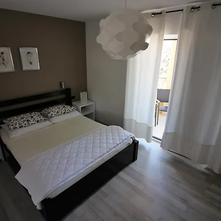 Ambiente Vendégház Pješčana Uvala