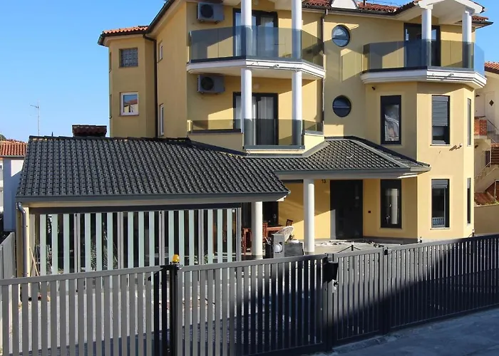 Ambiente 4* Pjescana Uvala