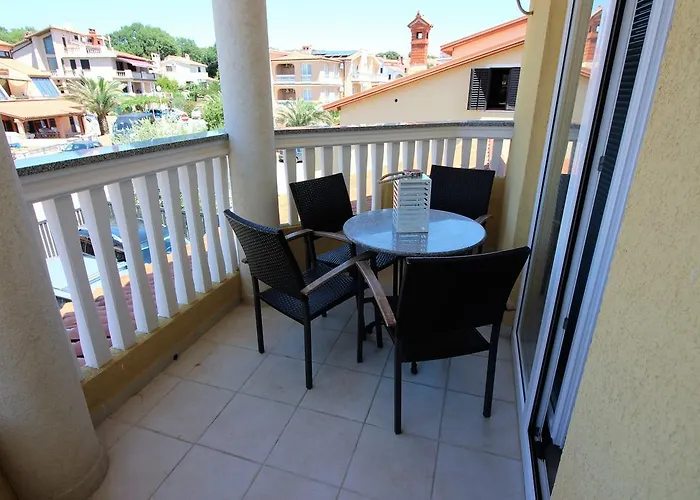 Villa Ambiente 4*