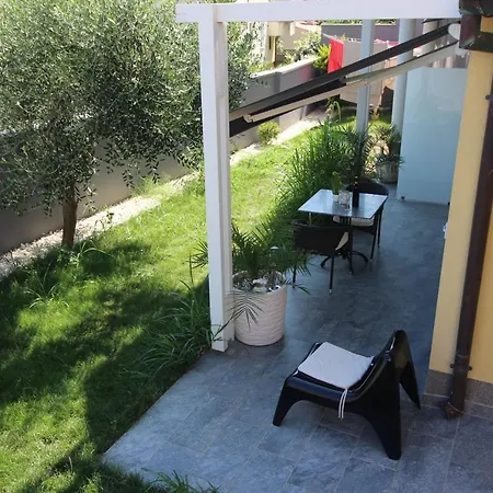 Pensjonat Ambiente Pjescana Uvala